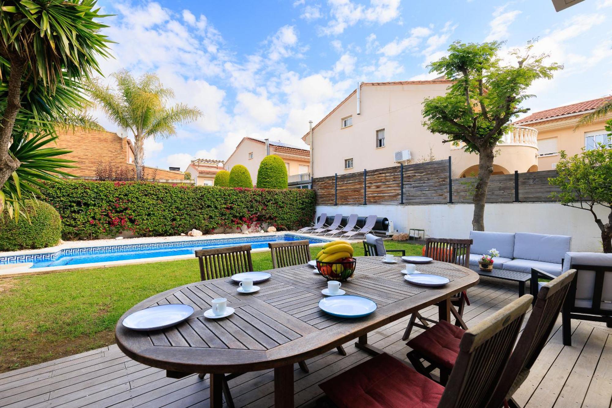 Martorell Planet Costa Dorada Cambrils Exterior foto